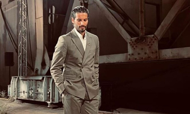 Γιώργος Καράβας: Η ημίγυμνη φωτογραφία του που «έριξε» το Instagram