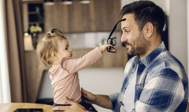 Ποιoς αποφασίζει το όνομα του παιδιού;