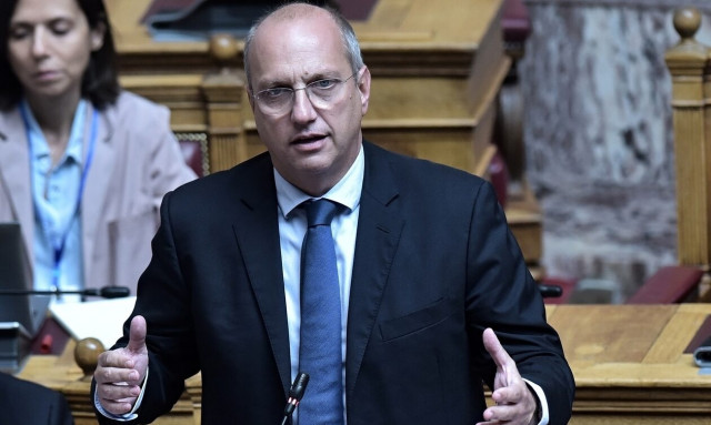 Γιάννης Οικονόμου για πόλεμο στο Ισραήλ: «Βρισκόμαστε σε εγρήγορση, αλλά όχι σε πανικό»