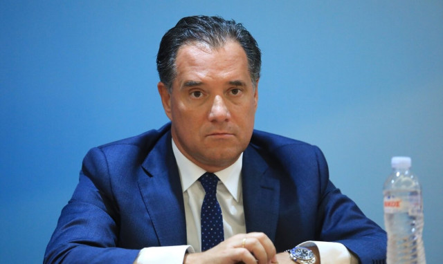 Γεωργιάδης για επενδυτική βαθμίδα: Τα οφέλη θα φανούν στα εισοδήματα και στις δουλειές