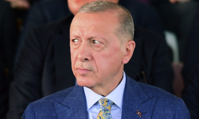 Ερντογάν: Τηλεφωνική επικοινωνία με Ζελένσκι - «Ανάγκη διασφάλισης της προστασίας των αμάχων»