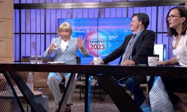 Ήπιε 17 ποτήρια νερό: Καλυβάτσης - Μητσικώστας κάνουν Κοσιώνη - Άδωνι και δεν αφήνουν τίποτα όρθιο