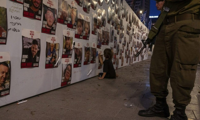 Πόλεμος στο Ισραήλ: Η Χαμάς ισχυρίζεται ότι απελευθέρωσε δύο ομήρους