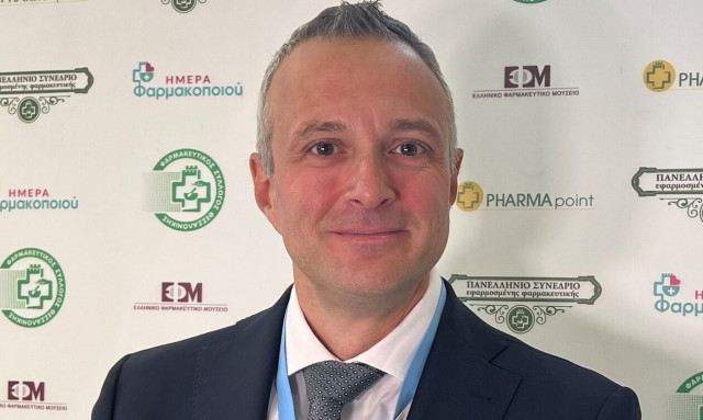 Τεχνητή νοημοσύνη στο φαρμακείο: Πώς μπορούν να επωφεληθούν φαρμακοποιοί και ασθενείς