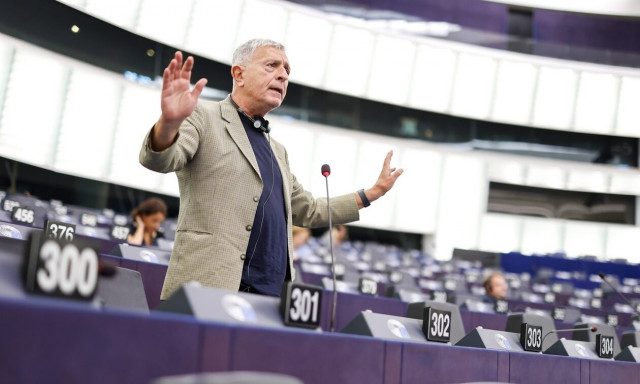 ΣΥΡΙΖΑ: Οι αντιδράσεις για τον Κασσελάκη, το νέο κόμμα από τους διαφωνούντες, η παραίτηση Κούλογλου