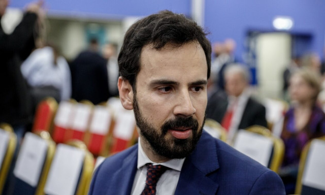 Ρωμανός για Σκουρλέτη: «Αποκάλυψε έναν υπόγειο μηχανισμό μαύρης προπαγάνδας»