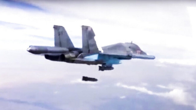 Ρωσικά Su-37 αναχαίτισαν δύο βομβαρδιστικά Β1-Β και ένα μη επανδρωμένο αεροσκάφος των ΗΠΑ