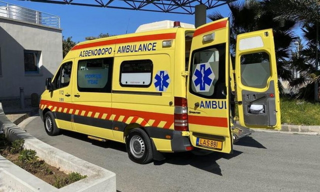 Σοβαρό τροχαίο στην Κύπρο: Σε σοβαρή κατάσταση 16χρονη