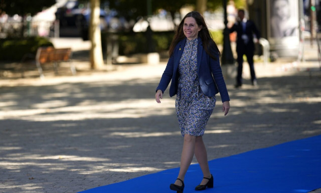 Iσλανδία: Γιατί «απεργεί» η πρωθυπουργός της χώρας - Στο πλευρό της χιλιάδες γυναίκες