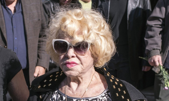 Καίτη Γκρέυ: «Σήμερα έφυγε ένας μύθος» - Τι είπε ο εγγονός της