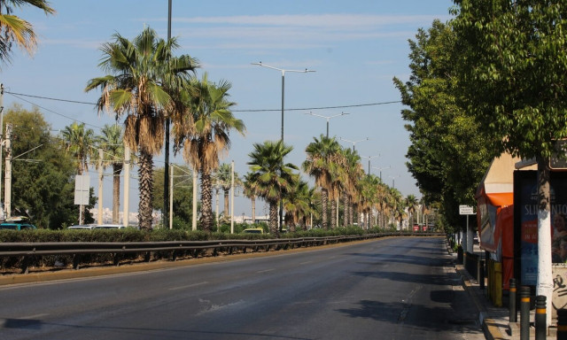 Κλειστοί δρόμοι λόγω της βόμβας του Β Παγκοσμίου Πολέμου στην Ποσειδώνος - Πώς θα κινηθείτε