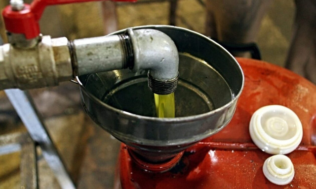 Ελαιόλαδο: Απαγορευτικές τιμές για τους καταναλωτές