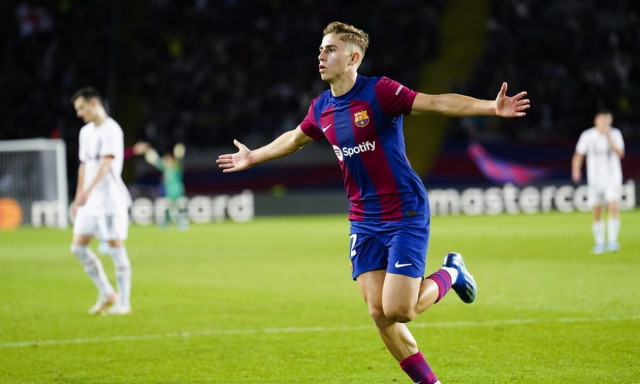 Champions League: Βήμα πρόκρισης με τον 20χρονο Φερμίν η Μπαρτσελόνα, σαρωτική η Φέγενορντ