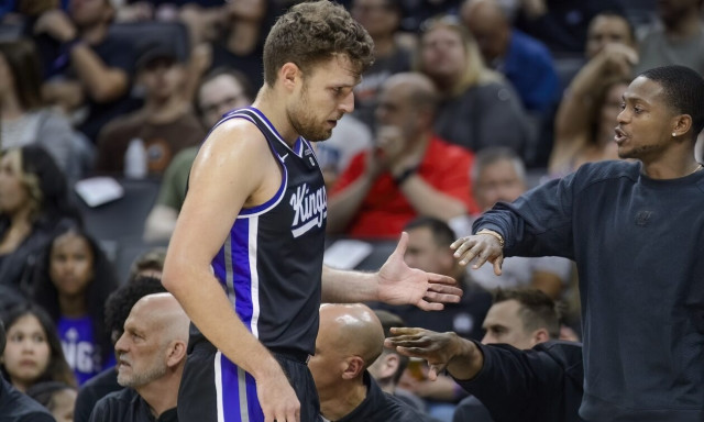 NBA: Εύκολα οι Κινγκς, θετικός ο Βεζένκοφ - «Τριπλός» ο Ντόντσιτς | Τα αποτελέσματα της βραδιάς