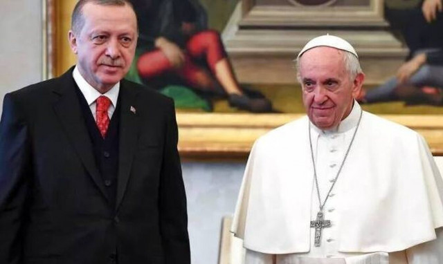 Βατικανό για την επικοινωνία Ερντογάν-πάπα Φραγκίσκου: Ευχόμαστε να γίνει εφικτή η λύση δύο κρατών