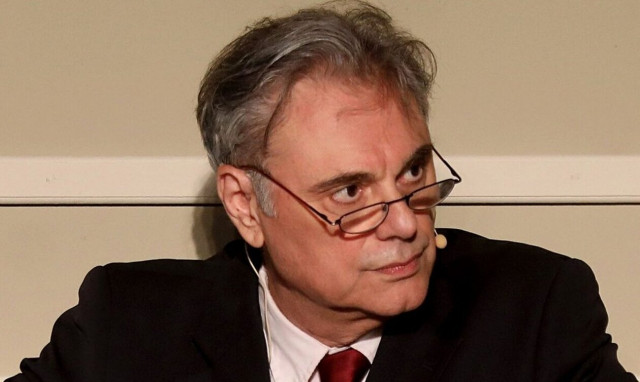 Οδυσσέας Σταμούλης: «Σας εκλιπαρώ να με αφήσετε ήσυχο» - Η πρώτη ανάρτηση μετά τον χαμό του γιου του