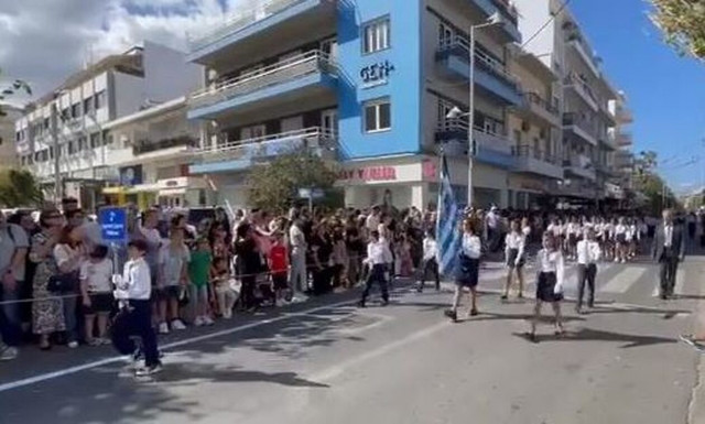 Ρέθυμνο: Βίντεο και φωτογραφίες από την παρέλαση της 28ης Οκτωβρίου