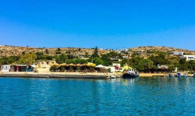 Παρέλασε ο μοναδικός μαθητής στους Αρκιούς