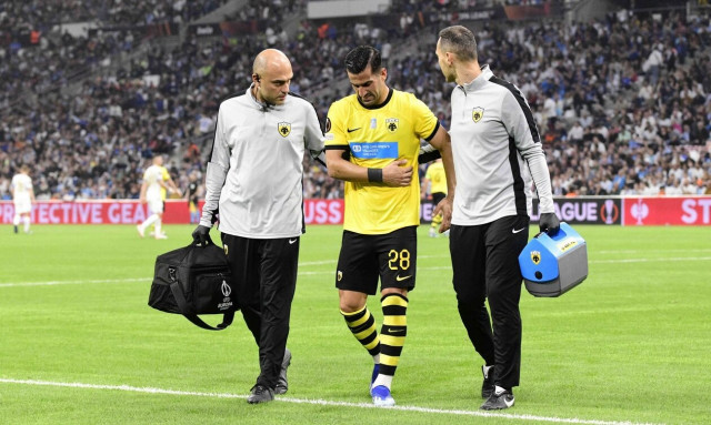 Super League, ΑΕΚ – ΠΑΟΚ: Μυϊκό τραυματισμό ο Χατζισαφί, αναμονή για Αραούχο