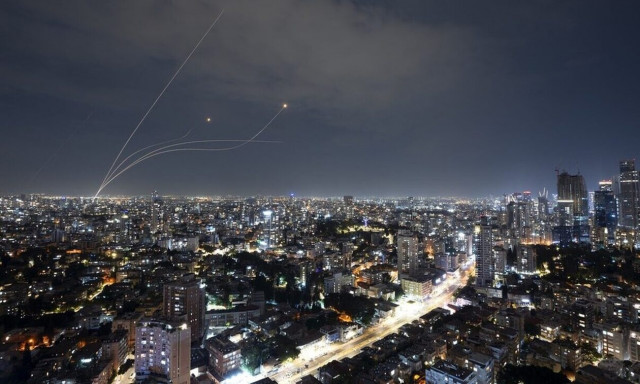 Πόλεμος στο Ισραήλ:  Ο ισραηλινός στρατός έπληξε 150 υπόγειους στόχους της Χαμάς