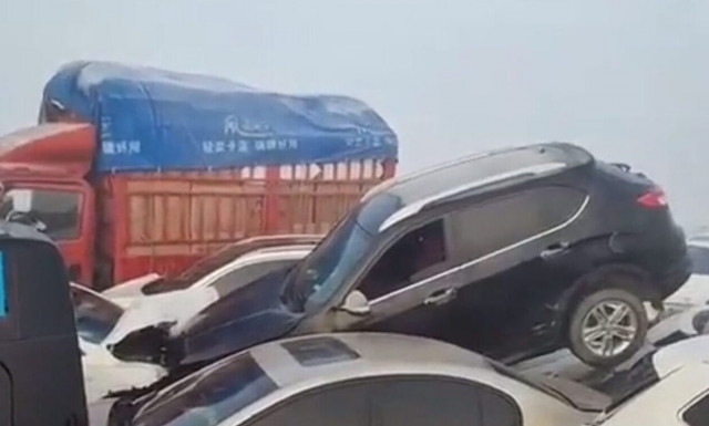 Αίγυπτος: Καραμπόλα οχημάτων με 28 νεκρούς