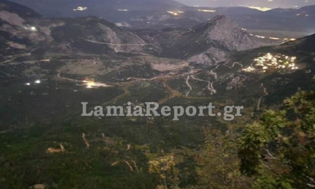 Εγκλωβισμός 35χρονου στον Παρνασσό - Επιχείρηση της ΕΜΑΚ για τη διάσωσή του