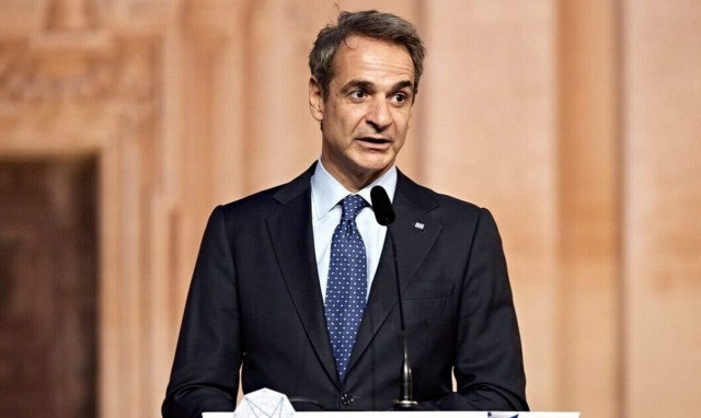 PM Mitsotakis to hold discussion with Fukuyama on Monday