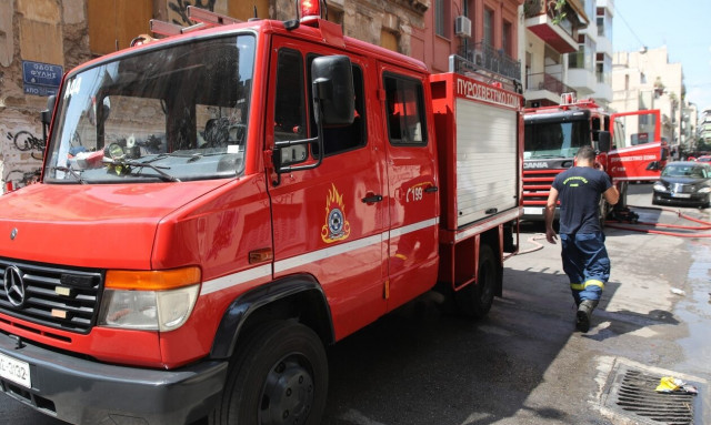 Φωτιά σε διαμέρισμα στην Πανόρμου