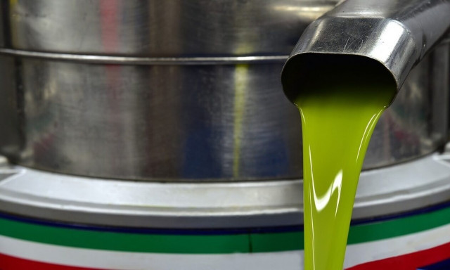 Έβαλαν αντικλεπτικά στο ελαιόλαδο σε σούπερ μάρκετ της Αθήνας