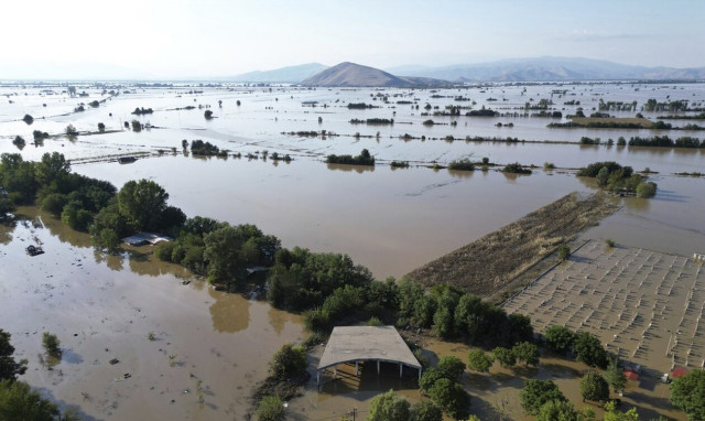 Θεσσαλία: Τι αναφέρει η τροπολογία για τις αποζημιώσεις που θα λάβουν οι αγρότες και κτηνοτρόφοι