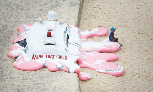 «Sculpture by the Sea», γλυπτά σε παραλία του Σίντνεϊ