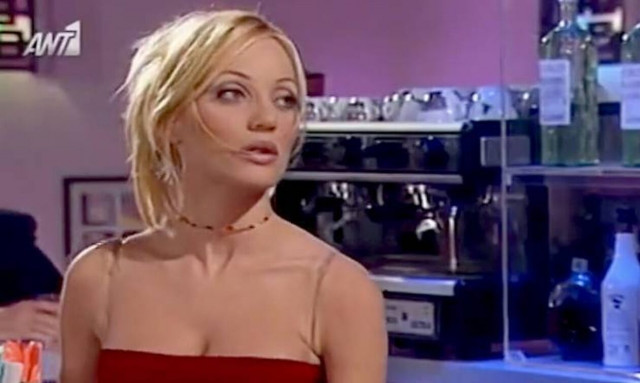 Η Ουκρανή Νατάσα από τη «Βότκα Πορτοκάλι» παραμένει το απόλυτο θηλυκό 20 χρόνια μετά