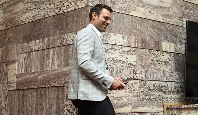 Οι σκέψεις Κασσελάκη για το τετ α τετ με Μητσοτάκη