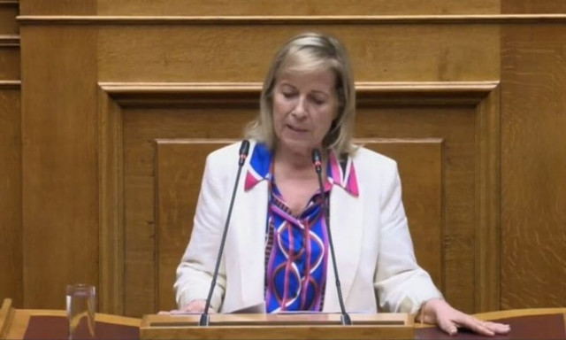 Πλεύση Ελευθερίας: Αποχώρησε από το κόμμα η Αρετή Παπαϊωάννου, μητέρα του Μιχάλη Χουρδάκη