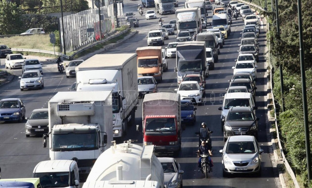 Κίνηση τώρα: Καθυστερήσεις στον Κηφισό - Δείτε χάρτη