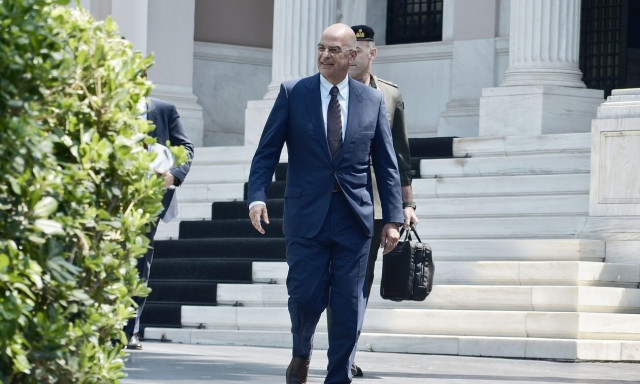 Δένδιας: «Δεν μπορεί η Τουρκία να φτιάχνει drones και η Ελλάδα να την κοιτάει»