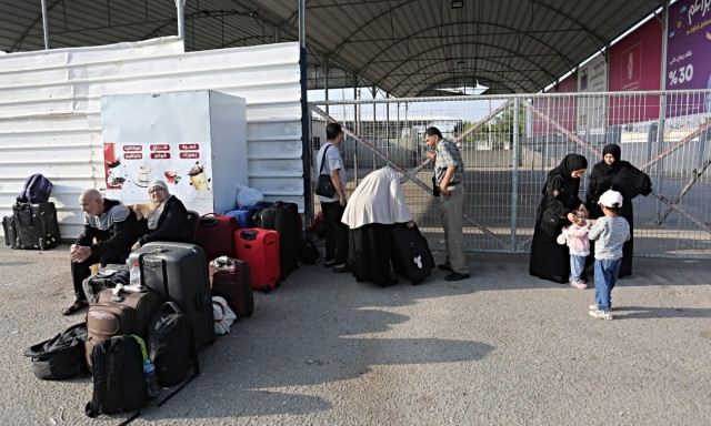 Πόλεμος στο Ισραήλ: Πέρασαν οι πρώτοι ξένοι υπήκοοι από τη Ράφα