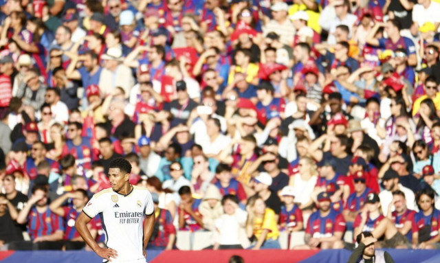 Μπαρτσελόνα – Ρεάλ: Έριξαν κροτίδα σε 7χρονο με αυτισμό επειδή είχε κασκόλ των Μαδριλένων