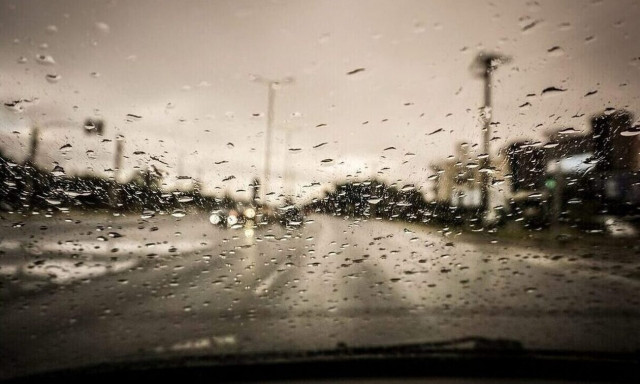 Καιρός: Νέα κακοκαιρία θα «σαρώσει» τη χώρα - Δείτε σε βίντεο πώς θα κινηθεί μέχρι την Τρίτη