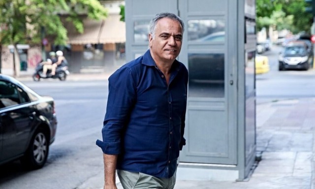 «Πεν Νταλαούρα» σε Σκουρλέτη: «Φέρε και τις αποδείξεις των τρολ του ΣΥΡΙΖΑ»