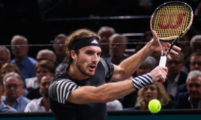 Στέφανος Τσιτσιπάς: «Μάχη» με Ζβέρεφ για τα προημιτελικά στο Παρίσι - Η ώρα και το κανάλι