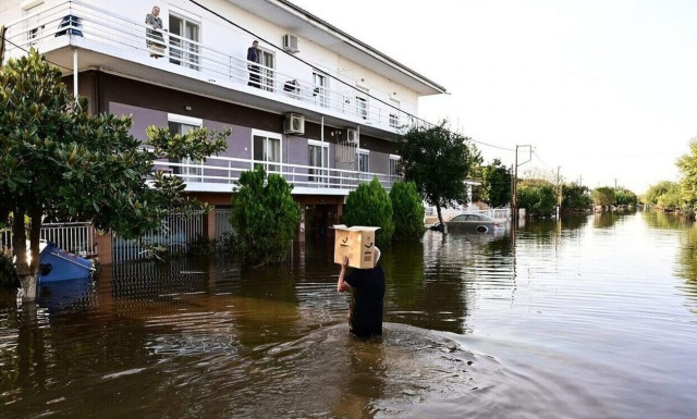 Λάρισα: Κίνηση ανθρωπιάς από ιδιοκτήτες ταβέρνας - Δώρισαν τα έσοδα μιας ημέρας σε πλημμυροπαθείς
