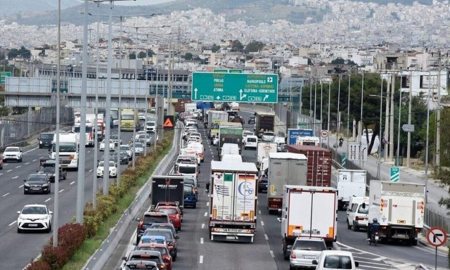 Κίνηση στους δρόμους: Στο «κόκκινο» από νωρίς ο Κηφισός