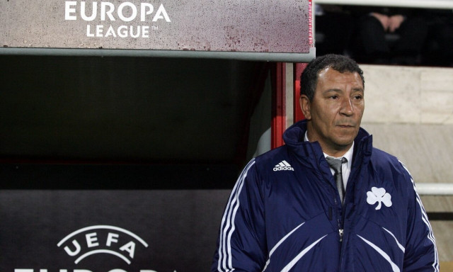 Αντίπαλοι ΑΕΚ: Πρώην τεχνικός του Παναθηναϊκού απέρριψε τον Άγιαξ για να παίξει σε αστυνομική σειρά!