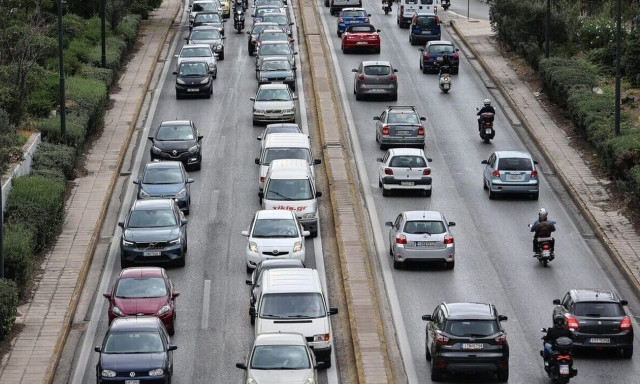 Κίνηση στους δρόμους: Καθυστερήσεις στην άνοδο του Κηφισού
