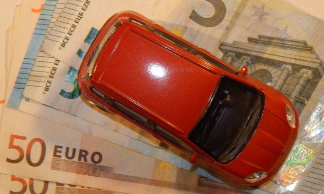 Πως θα γλιτώσετε τα τέλη κυκλοφορίας ή μέρος αυτών;