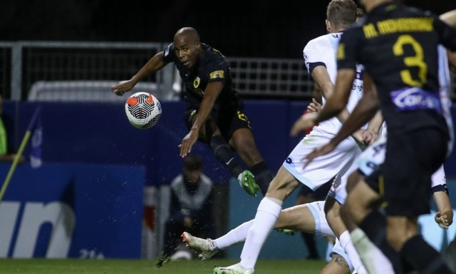 Super League LIVE: Άφησε βαθμούς με την Κηφισιά η ΑΕΚ, νίκη στη Λαμία ο Παναθηναϊκός - Βίντεο