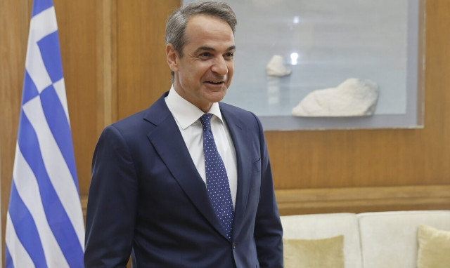 Τα ραντεβού του Μητσοτάκη με το Κέντρο και τη Δεξιά