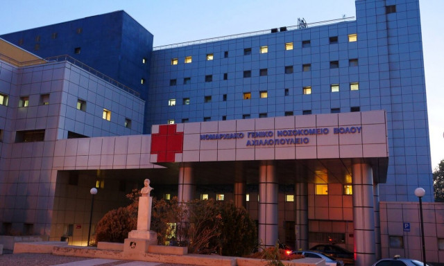 Τραγωδία στον Βόλο: «Φταίει ο παππούς, πετάχτηκε μπροστά μου», λέει ο 33χρονος που σκότωσε το βρέφος