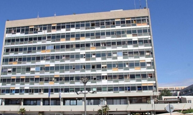 Θεσσαλονίκη: Ελεύθερη η 28χρονη για τις μολότοφ στο ΑΠΘ - Τι υποστήριξε στην απολογία της